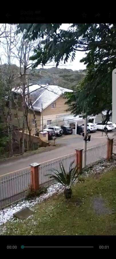 Hospedagem Vo Lina Lejlighed Gramado Eksteriør billede